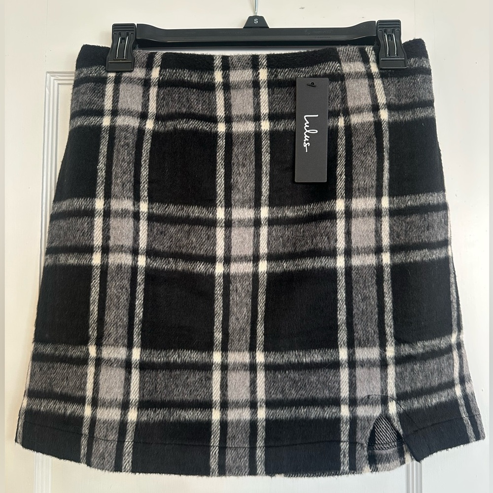 Lulu's Chic Black and Gray Plaid Mini Skirt
